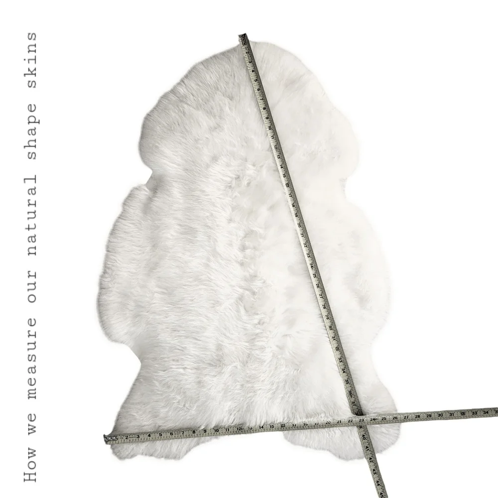 Enormous Icelandic Sheepskin Hides – Limited Availability - Picture 7 of 13